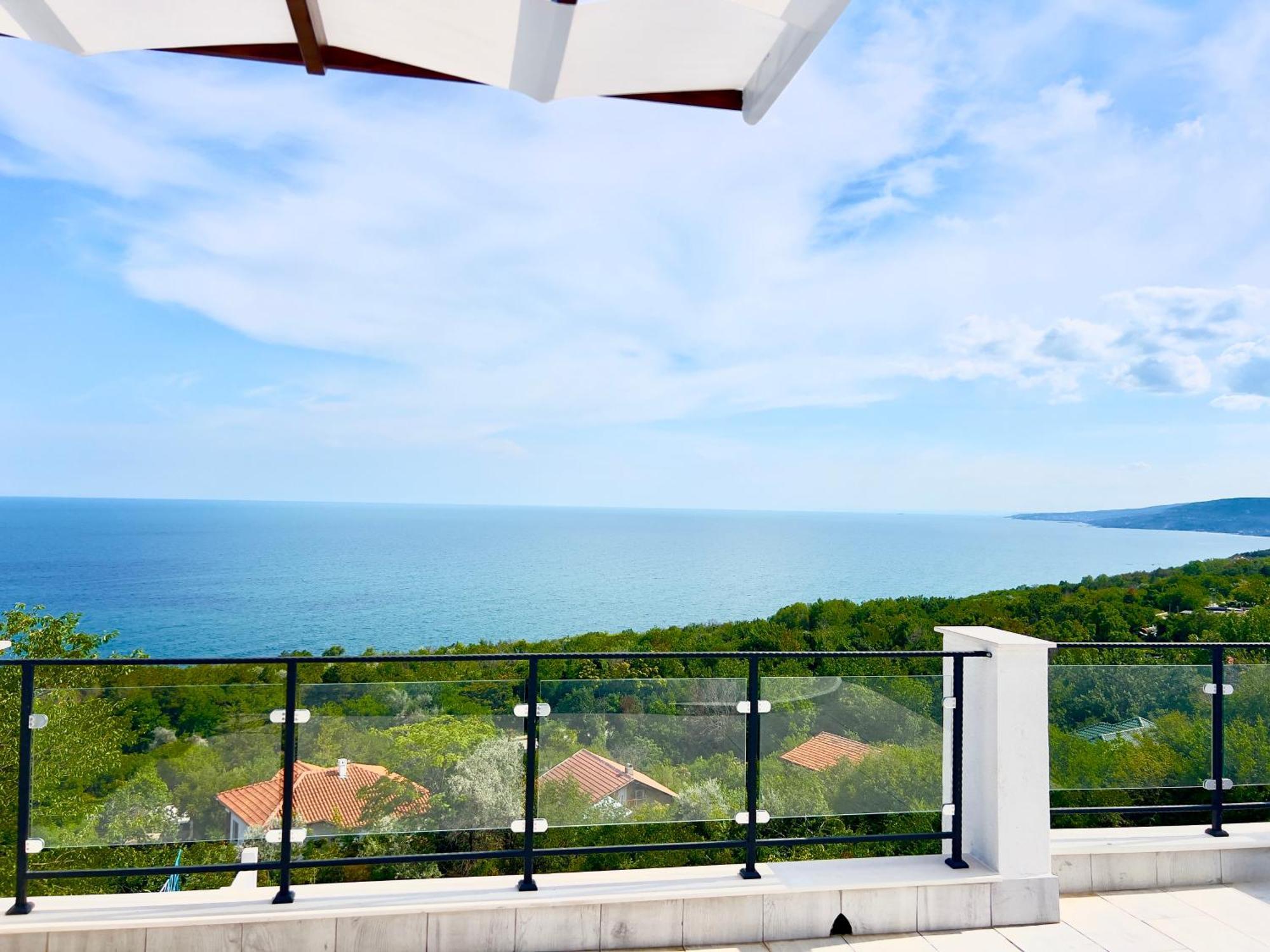 The White Pearl Boutique Villa Baltsjik Eksteriør bilde