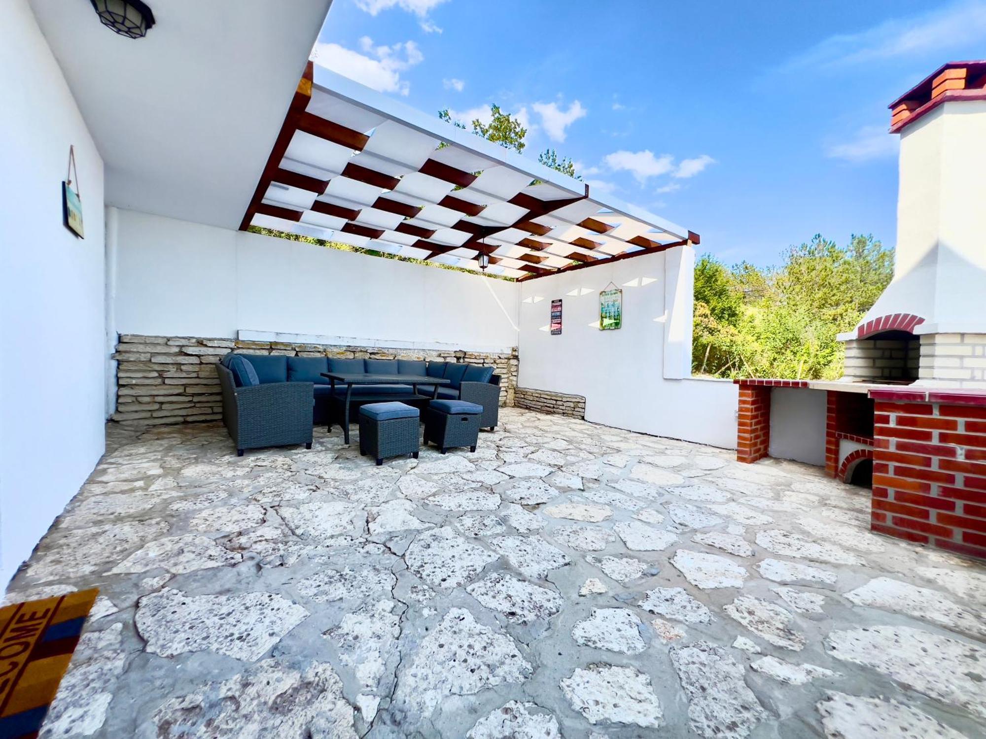 The White Pearl Boutique Villa Baltsjik Eksteriør bilde